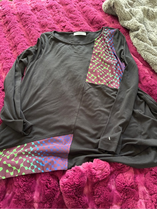 Alembika Tops - Tekbika by alembika size 1 Black Long Sleeve swing top Geo Patches never worn